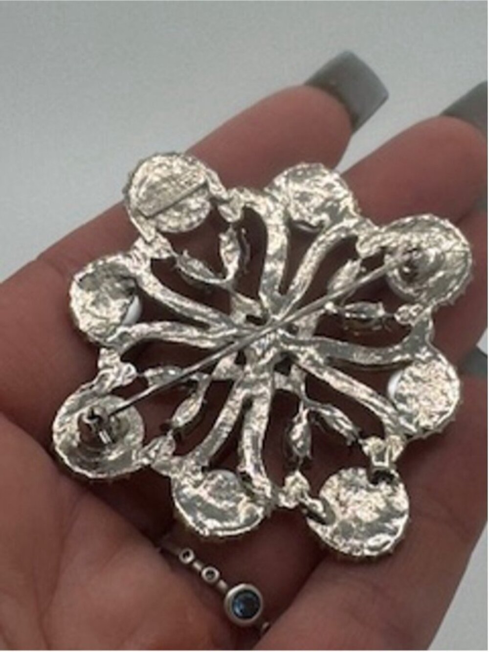 ✨ Stunning Bridal Shop DiStefano (Canada) Rhinestone & Pearl Brooch Vintage ✨ - Picture 2 of 5